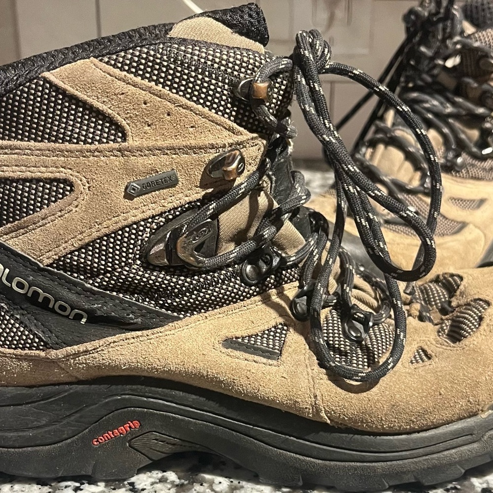 Salomon Discovery GTX Hiking Boots - Picture 2 of 4